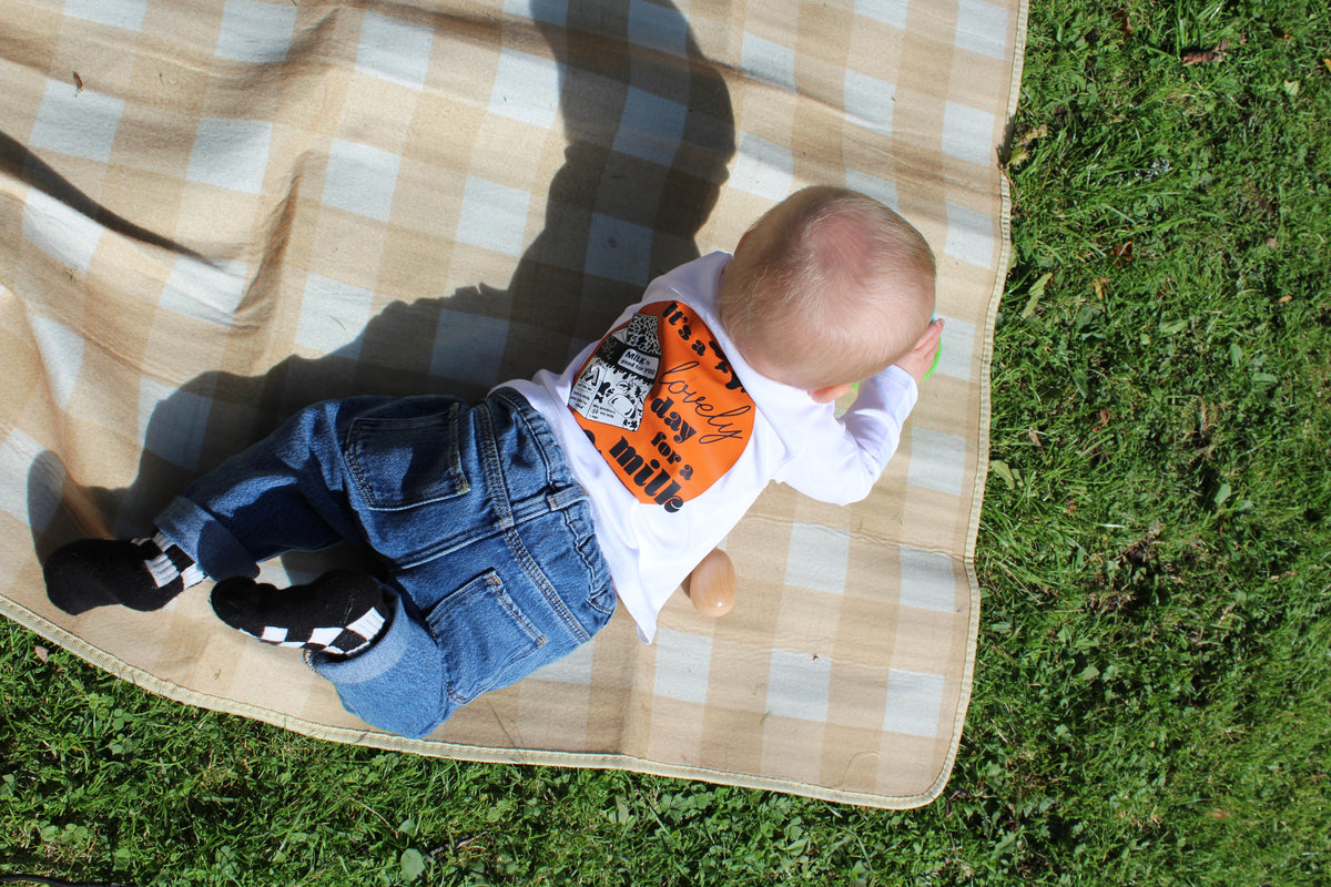 Orange ‘It’s a lovely day for a milk’ Kids T-shirt