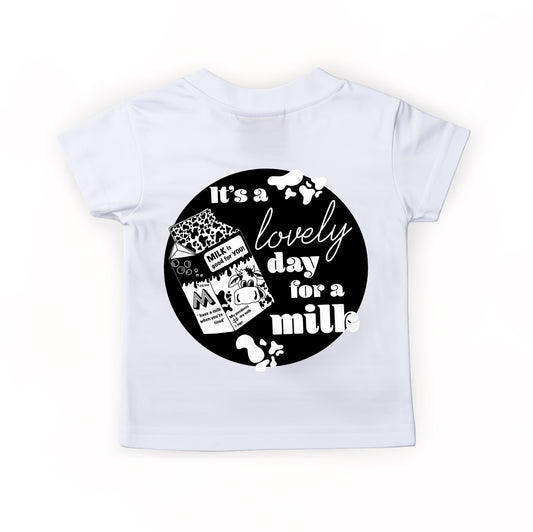 Black ‘It’s a lovely day for a milk’ Kids T-shirt